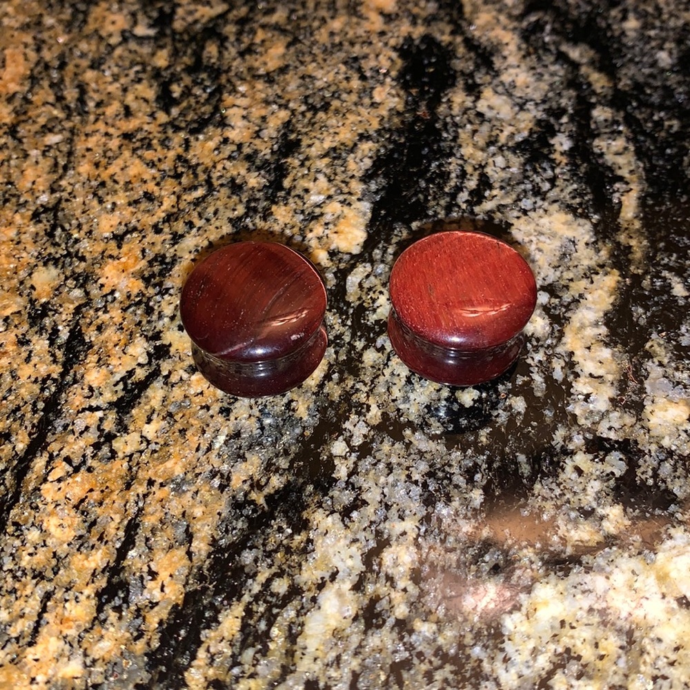 5/8” Red Tiger’s Eye Stone Plugs